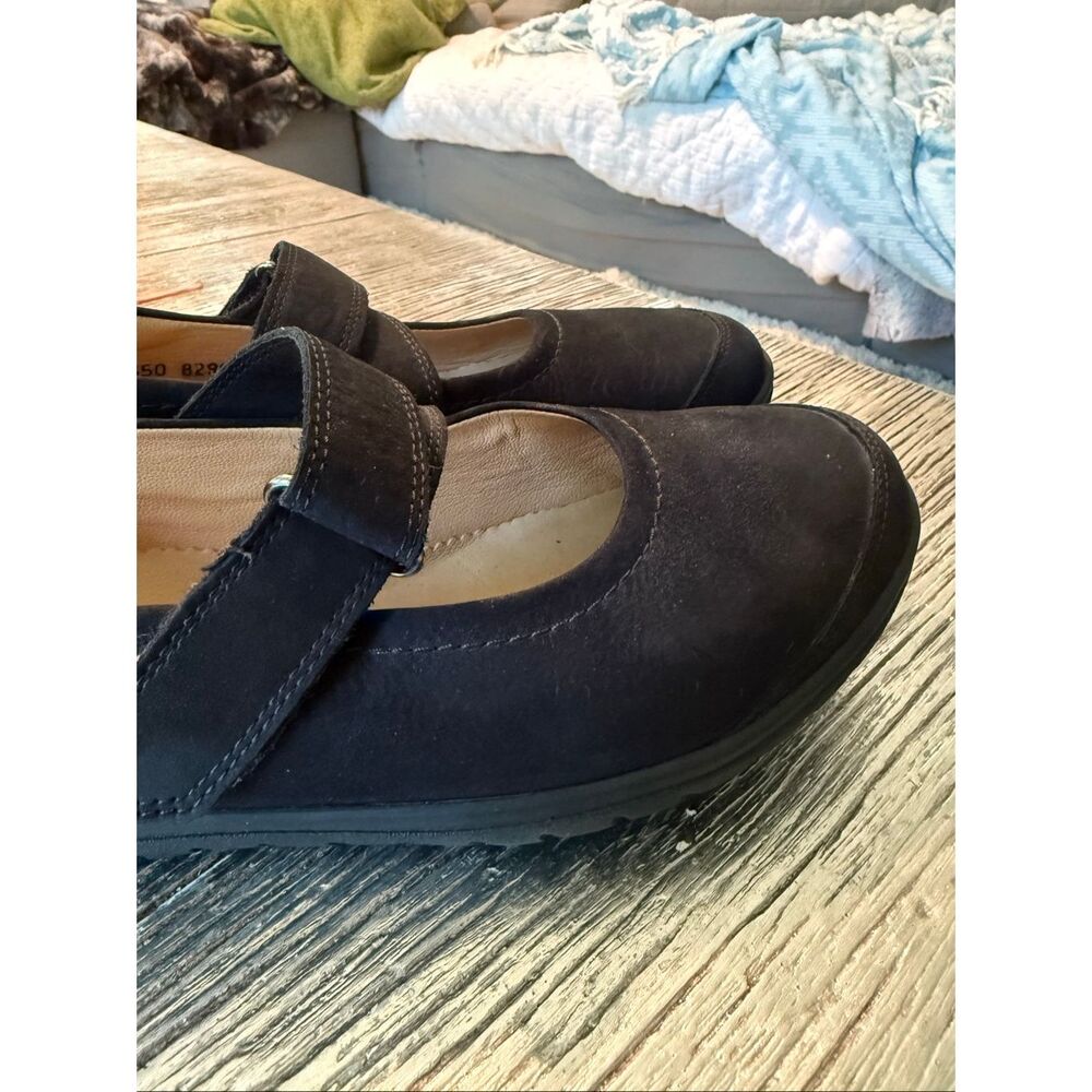 Hartjes Black Suede Mary Janes sz 9 EUC - Picture 3 of 9
